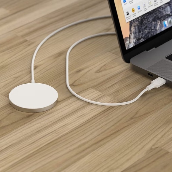 Scosche usbc Magnetic Wireless Phone Charger MagSafe Fast Charging Pad iPhone - Picture 3 of 7